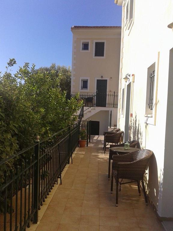 Stavros  Iriana Village Inn חדר תמונה
