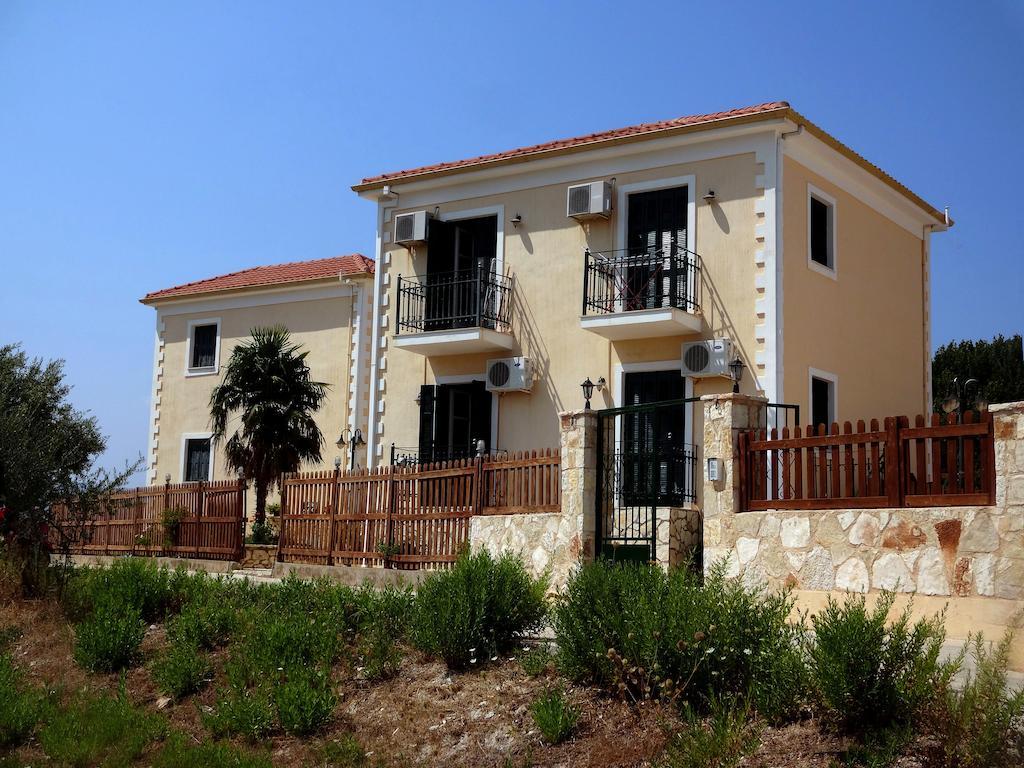 Stavros  Iriana Village Inn חדר תמונה