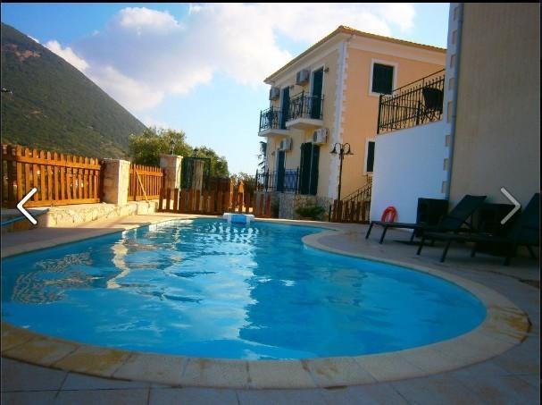 Stavros  Iriana Village Inn חדר תמונה